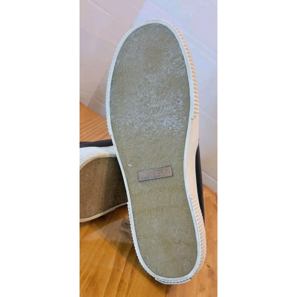 Vince Kirkland Women's Slip On Sneakers Shoes Size EU 39.5 US 9.5 Leather Black - Picture 9 of 11